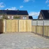 Aflopend Tuinscherm Grenen 19 planks 180x180/90 cm BxH | Geschaafd | Verticaal | Links naar rechts