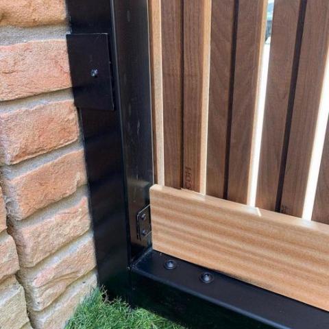 Kozijnbevestiging | muur U-beugel | 2 stuks